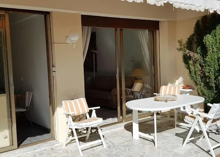 Appartement 2 Pieces Pointe De La Croisette