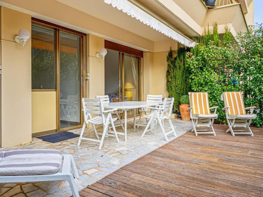 Appartement 2 Pieces Pointe De La Croisette *